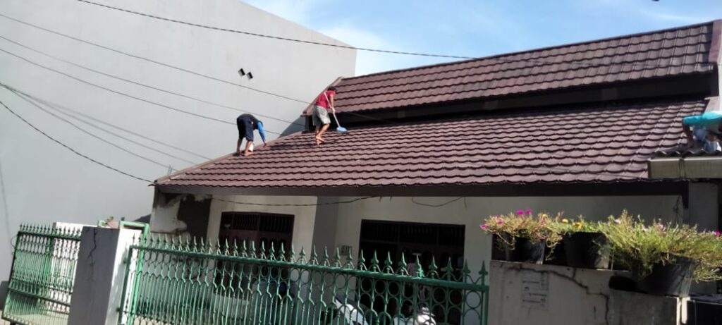 Biaya Baja Ringan Genteng Metal 